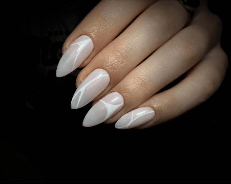 Esmaltado semipermanente (1era vez) + diseño complejo