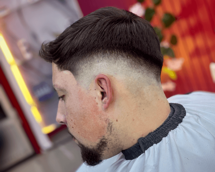 Corte de cabello degradado