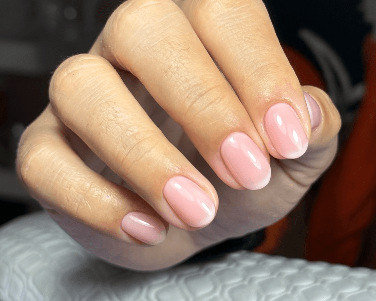 Manicura Semipermanente