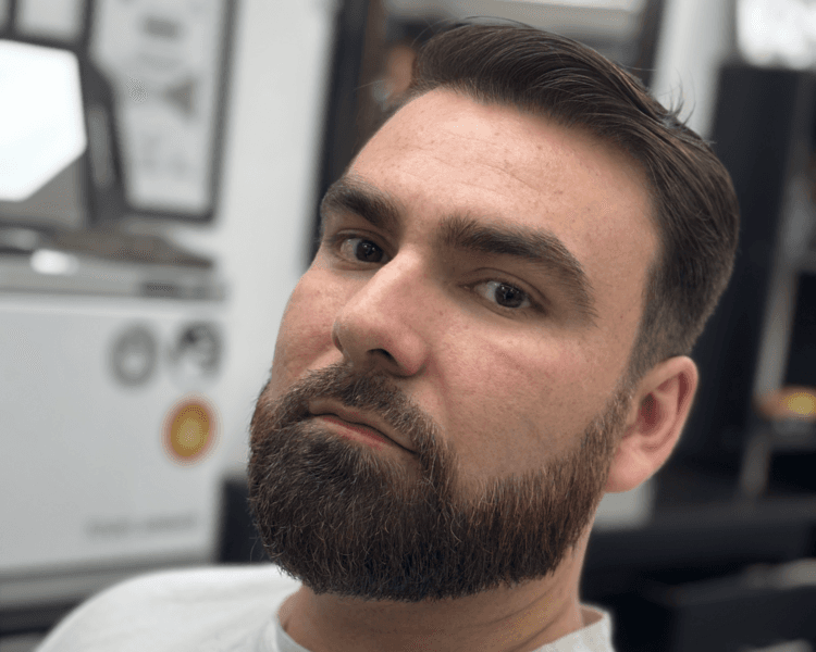 CORTE + BARBA PREMIUM