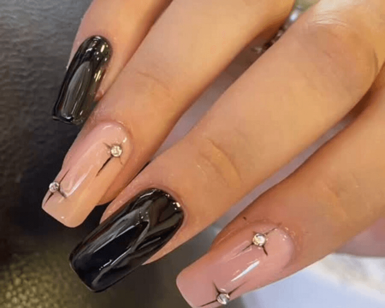 Retiro de Acrílicas + Uñas Acrílicas
