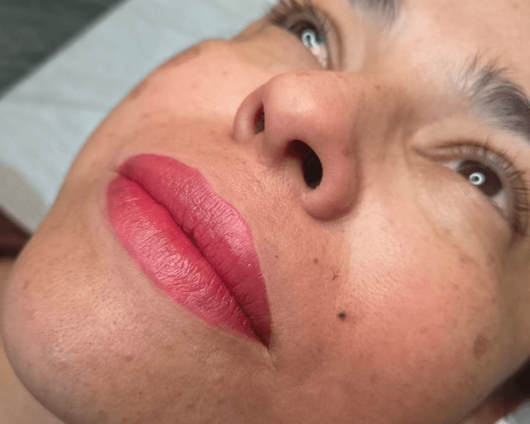 Labios acuarela