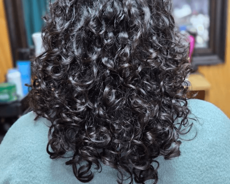 Corte de Cabello rizado (femenino)