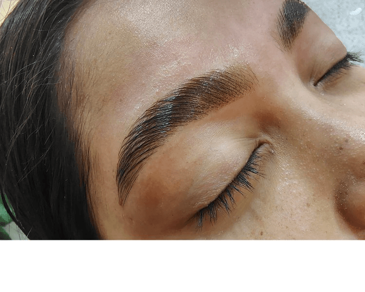 Laminado de cejas