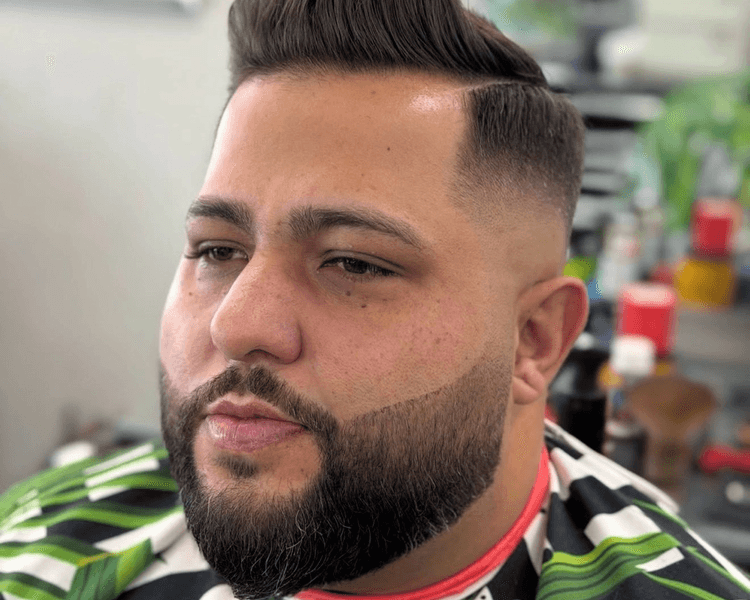 Corte Fade + Barba con toalla caliente