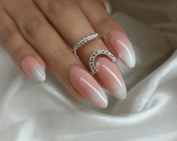 Esculpidas en Polygel + Esmaltado liso