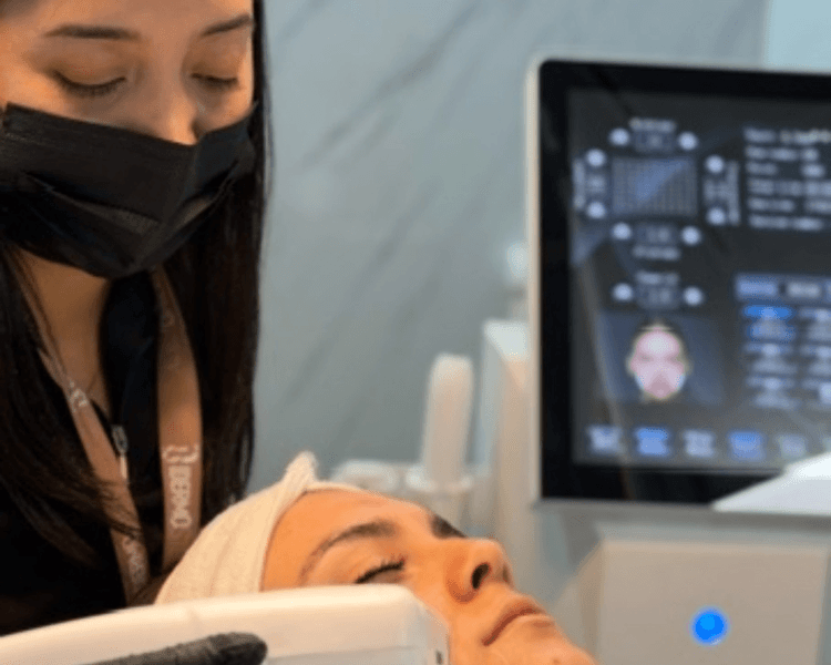 HIFU 12D – Full Face | Lifting & Firmeza