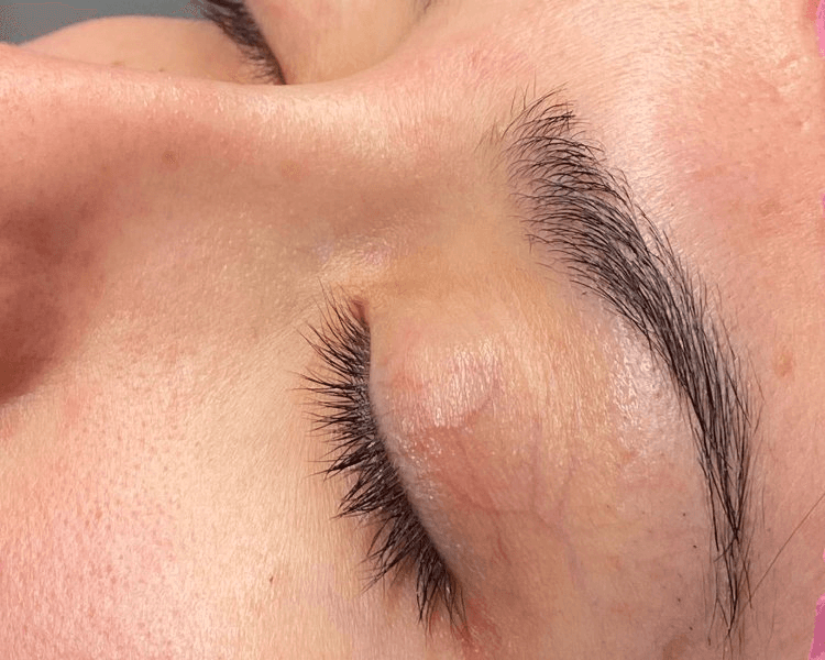 Perfilado de cejas