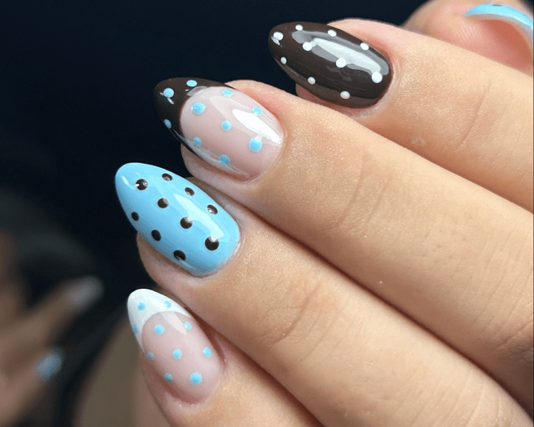 Manicura Rusa + Extensión Con Técnica Híbrida + Esmaltado Permanente (Tamaño S)