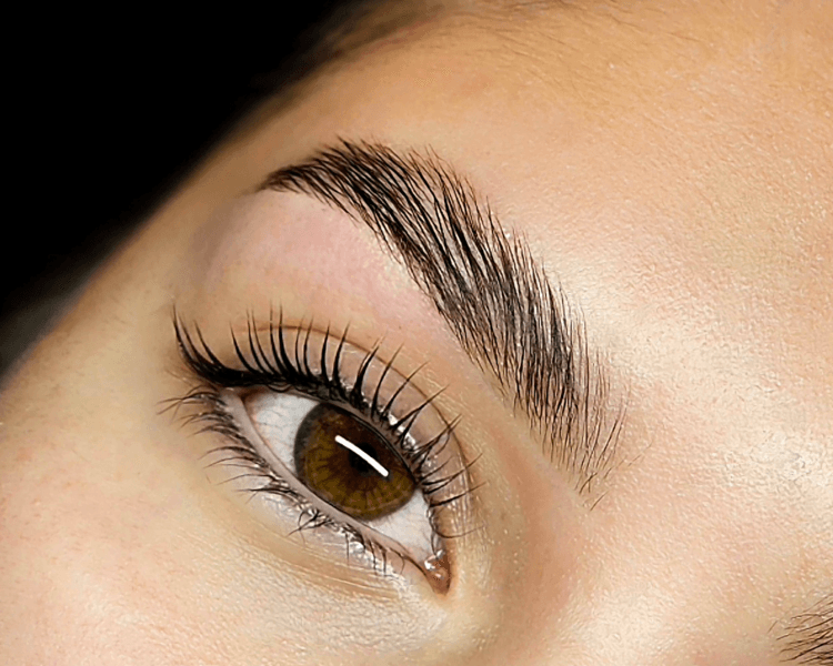 Perfilado de Cejas para Niñas 🥰
