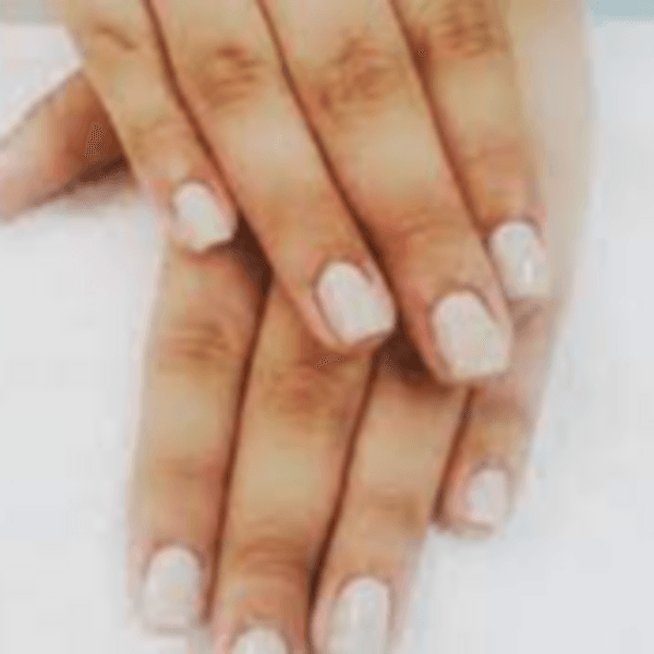 PINTADO EN GEL CALIENTE + MANICURA Y RETIRO