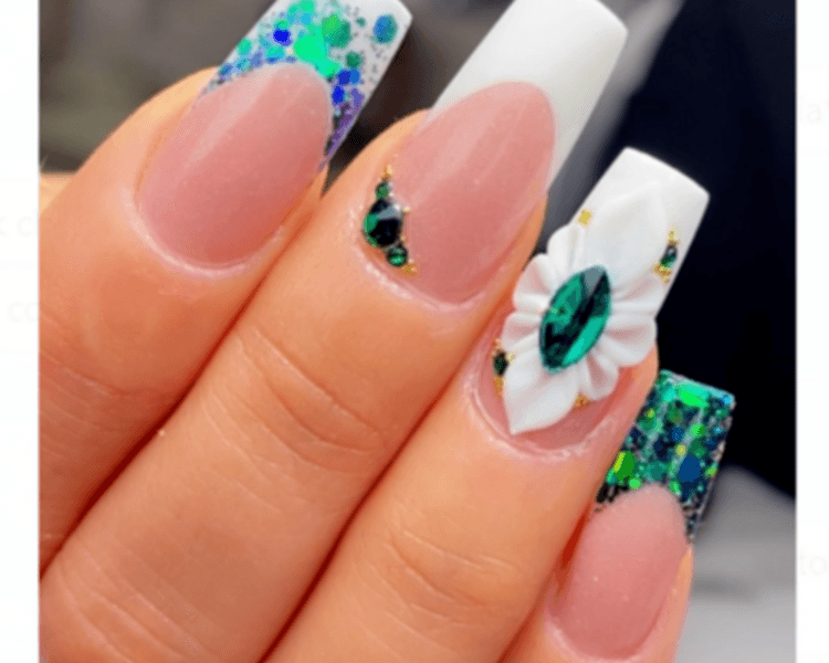 ACRILICAS ESCULPIDAS