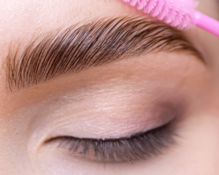 09 Laminado de cejas