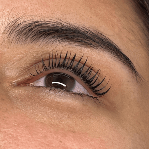 Lifting de pestañas (incluye tinte y botox)