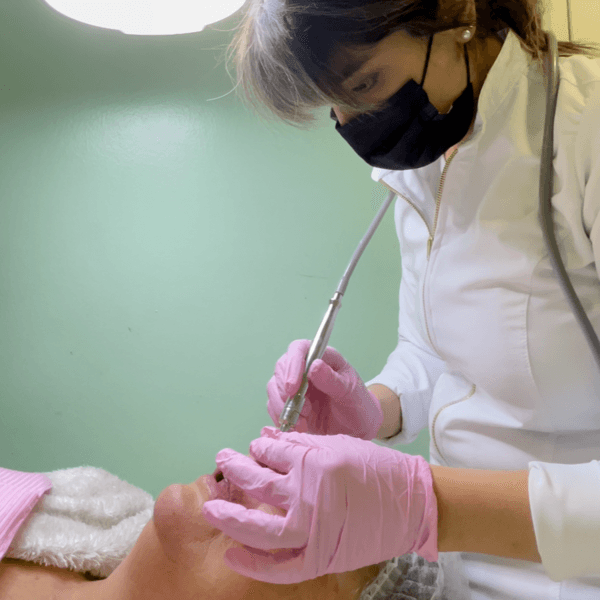 Limpieza Facial + Aparatologia x3