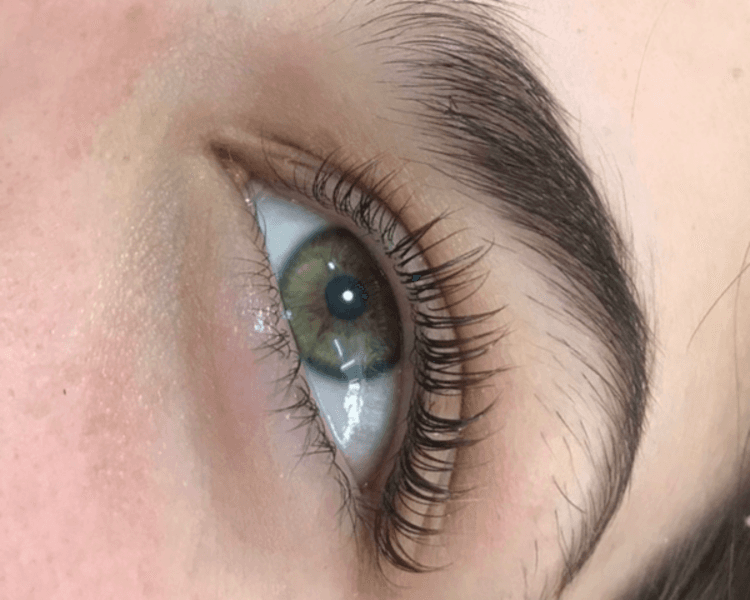 Permanente y tinte de pestañas