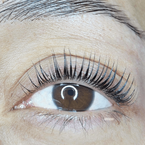 Lifting de "PESTAÑAS AL CIELO"