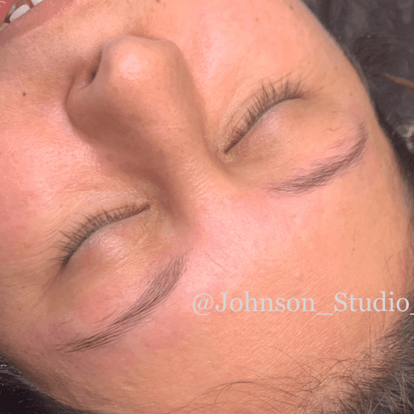Microblading Natural Brows