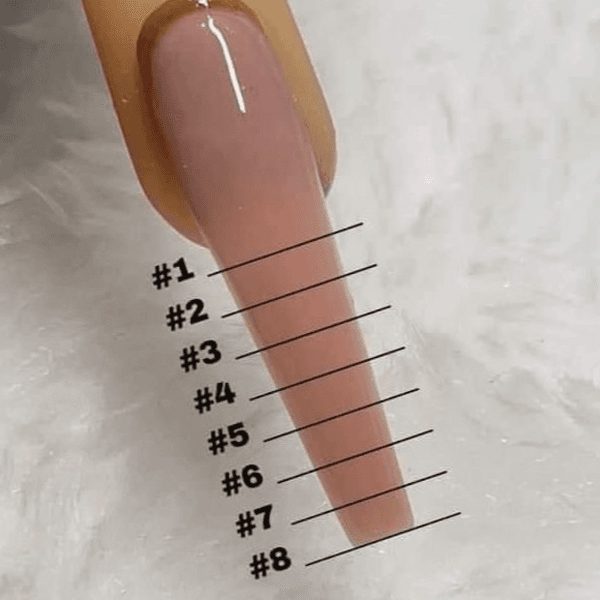 Uñas acrilicas nuevas sencillas