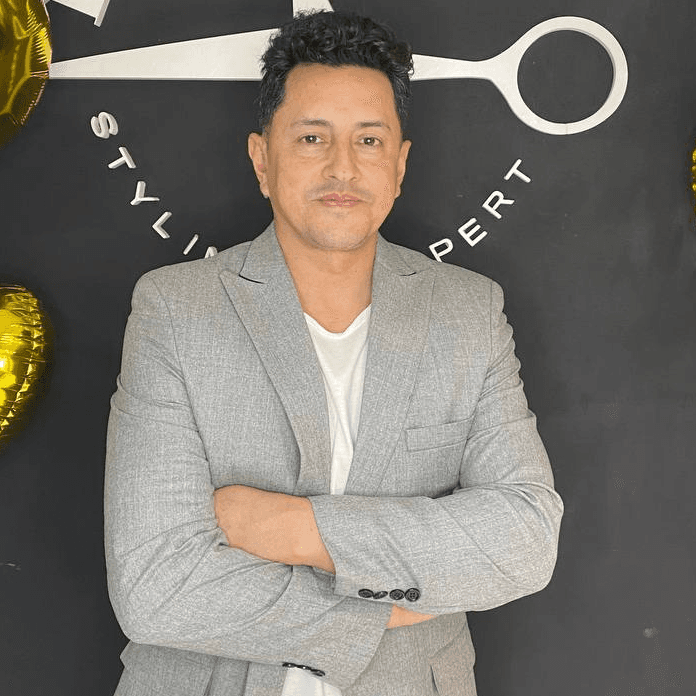 Director Juan Cruz photo