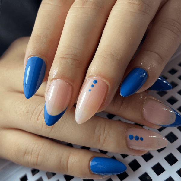 SOFTGEL 2 X 1 diseñó en 2 uñas