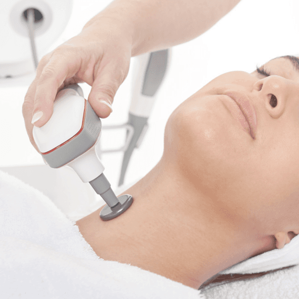 INDIBA® Cuello y escote (10 sesiones)