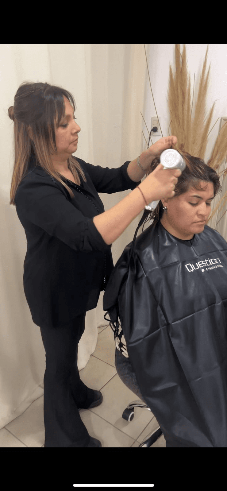 Carolina Gutiérrez peluqueria photo