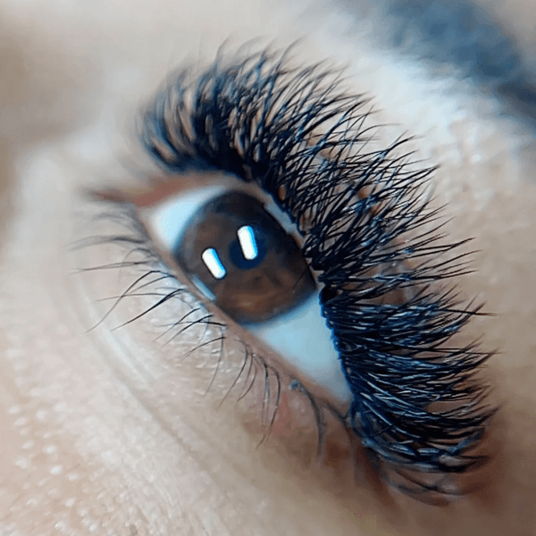 extensiones de pestañas VOLUMEN EGIPCIO (tecnologicas 5D)