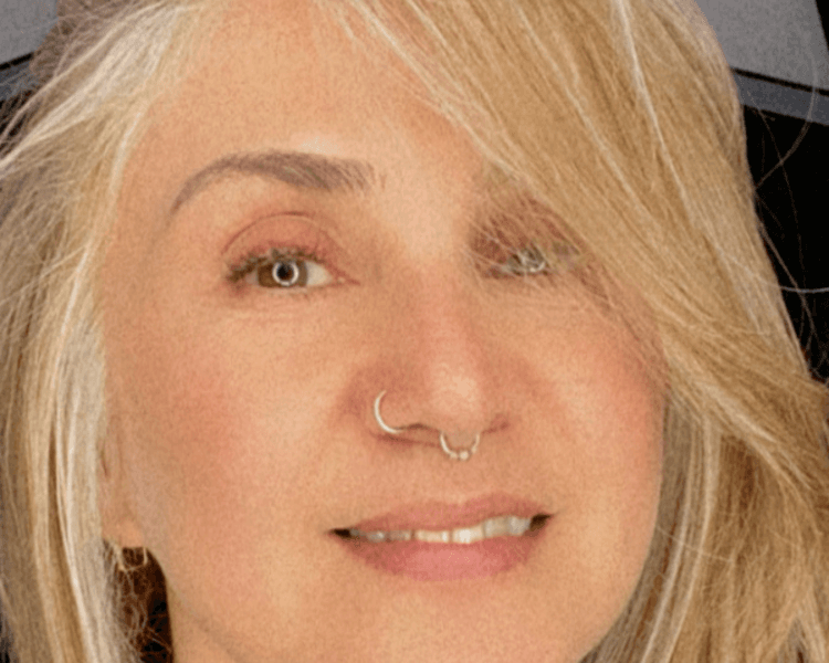 ILuminación Cabello Mediano-❗ (cotizar antes de Agendar)