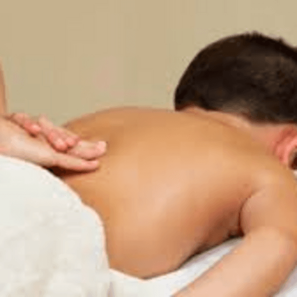 Masaje relajante para niños 50 min.(hasta 12 años)/ For kids (under 12 years old)