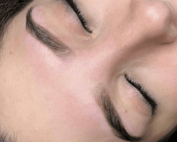 Diseño + Perfilado con Hilo/Cera + Henna