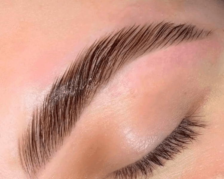 Perfilado de Cejas c/hilo + Laminado