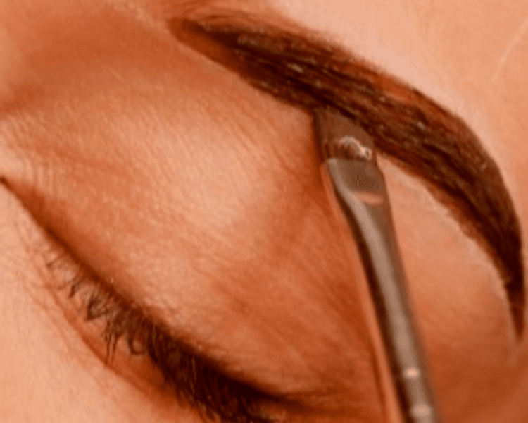 Perfilado de Cejas c/hilo + Tinte