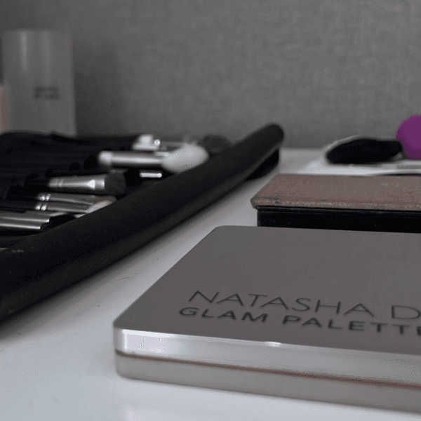 CLASE AUTOMAQUILLAJE PERSONALIZADA