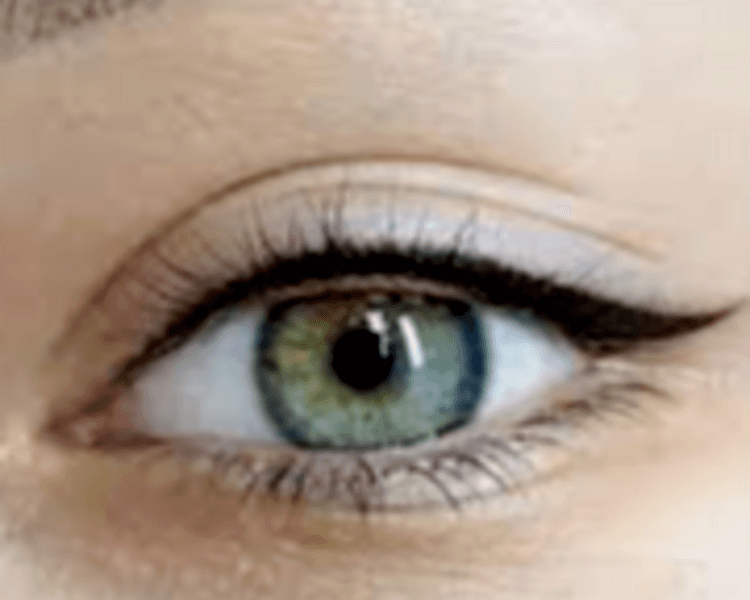Micropigmentacion de ojos superior o inferior